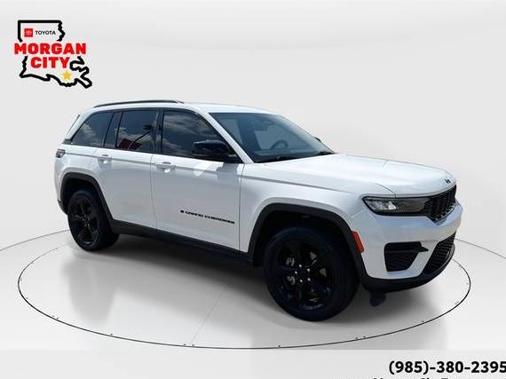 JEEP GRAND CHEROKEE 2023 1C4RJHAG4PC515610 image